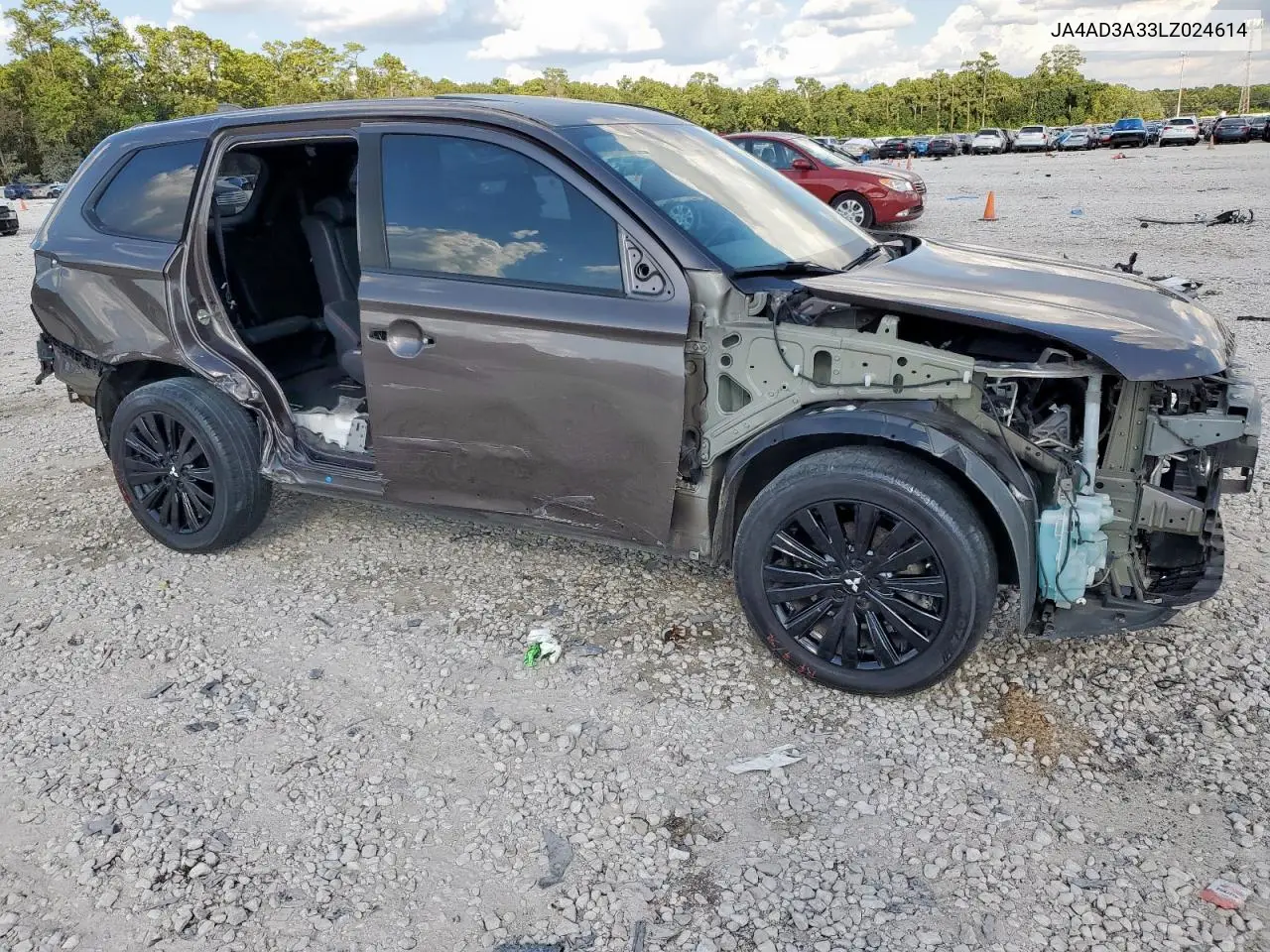 JA4AD3A33LZ024614 2020 Mitsubishi Outlander Se