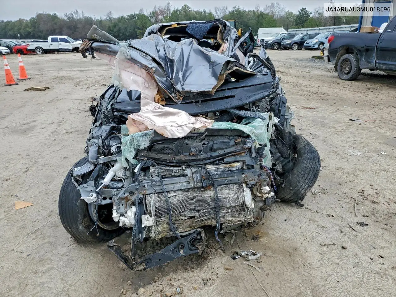 JA4ARUAU3MU018696 2021 Mitsubishi Outlander Sport Es