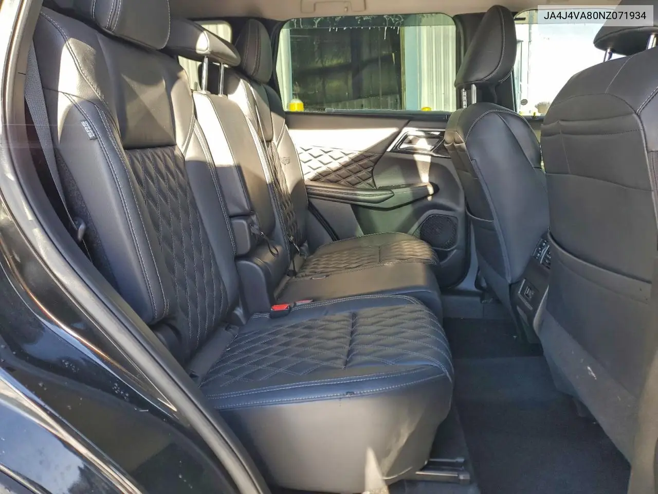 JA4J4VA80NZ071934 2022 Mitsubishi Outlander Sel