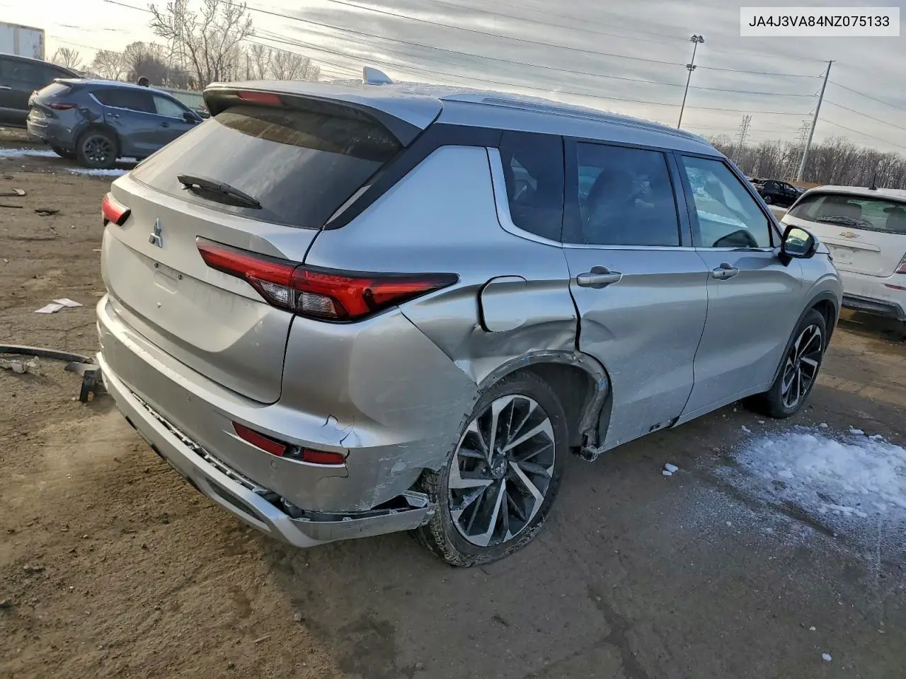 JA4J3VA84NZ075133 2022 Mitsubishi Outlander Sel