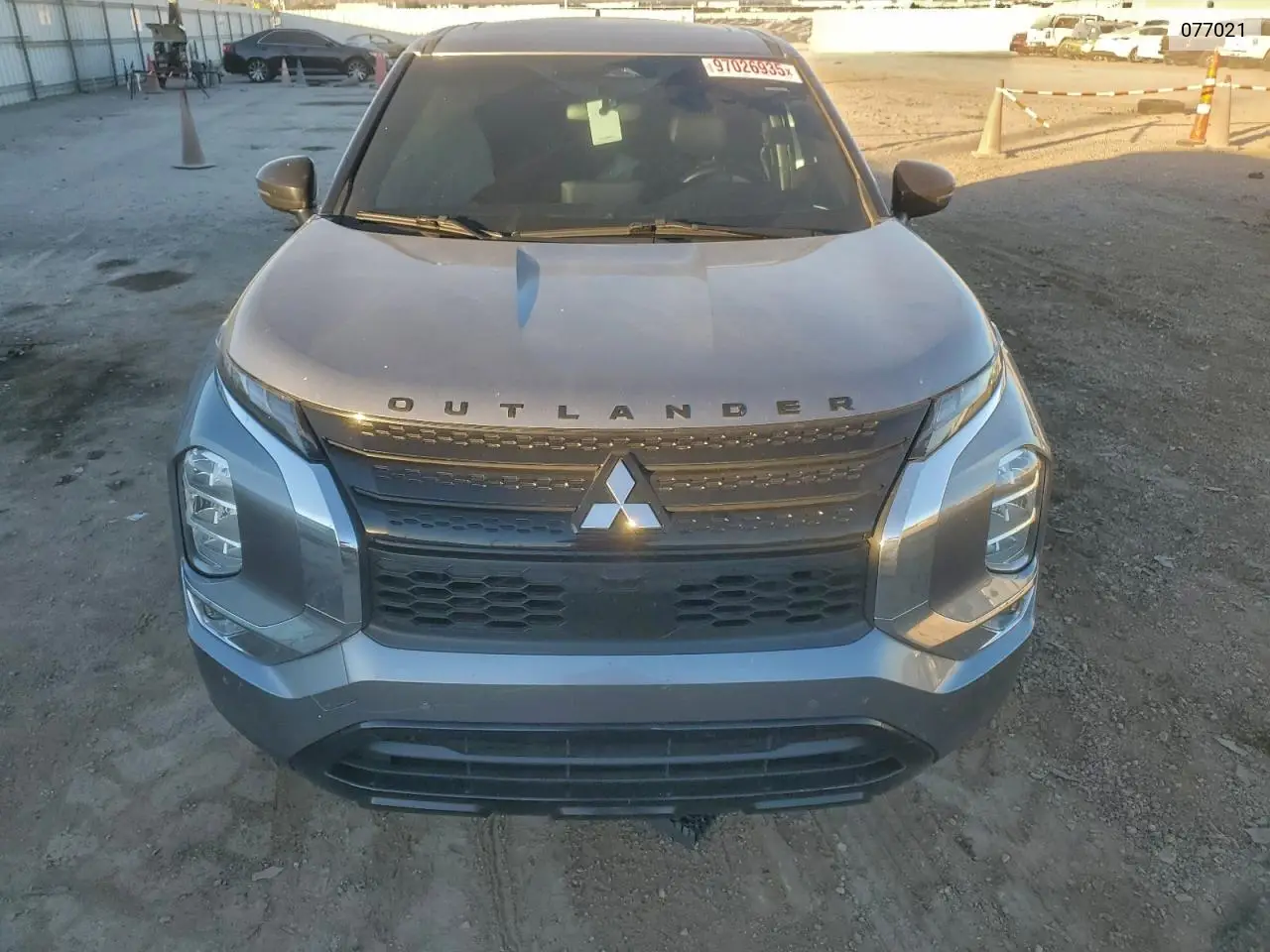 077021 2022 Mitsubishi Outlander
