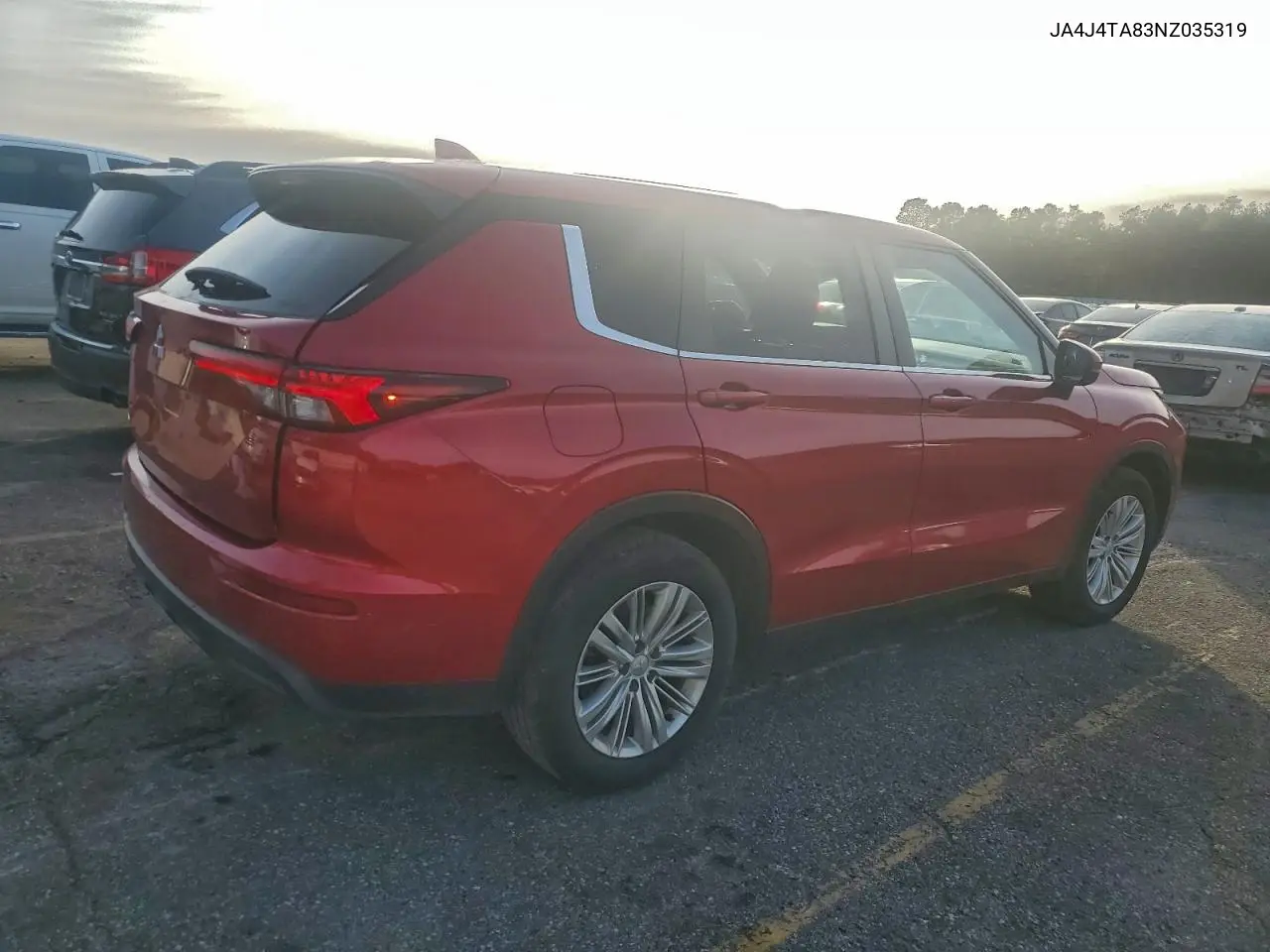 JA4J4TA83NZ035319 2022 Mitsubishi Outlander Es