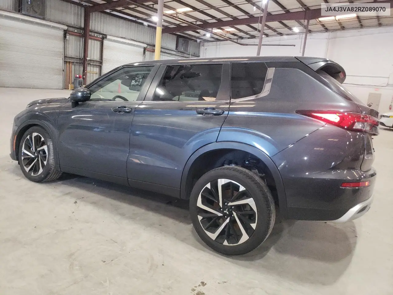 JA4J3VA82RZ089070 2024 Mitsubishi Outlander Se