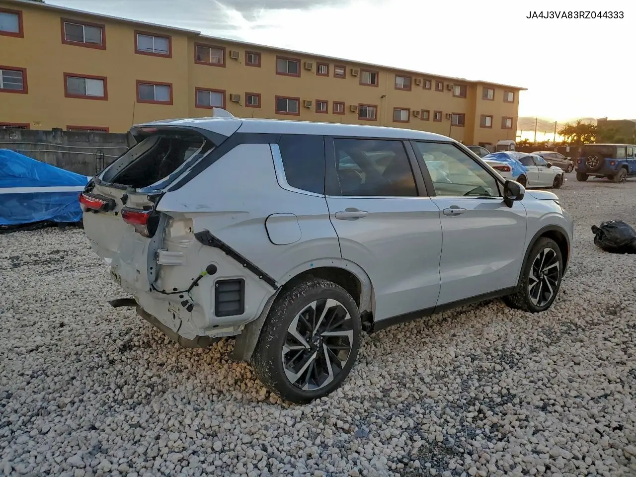 JA4J3VA83RZ044333 2024 Mitsubishi Outlander Se