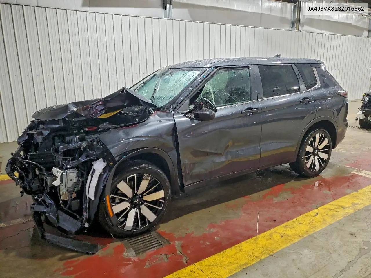 JA4J3VA82SZ016562 2025 Mitsubishi Outlander Se
