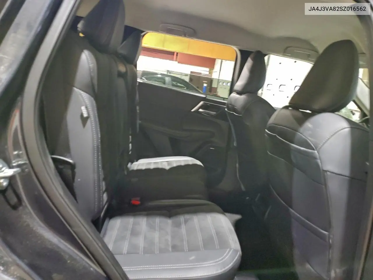 JA4J3VA82SZ016562 2025 Mitsubishi Outlander Se
