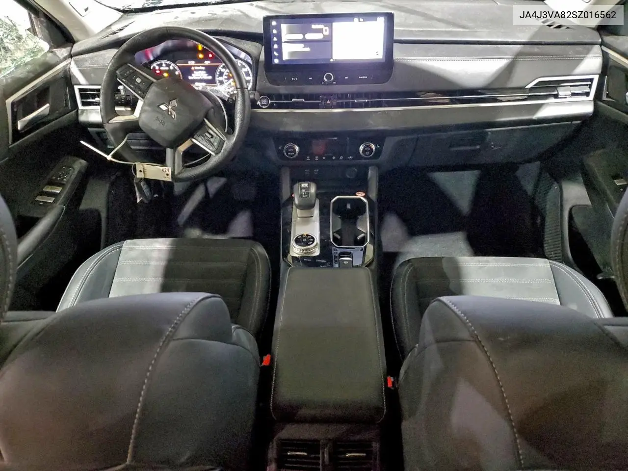JA4J3VA82SZ016562 2025 Mitsubishi Outlander Se