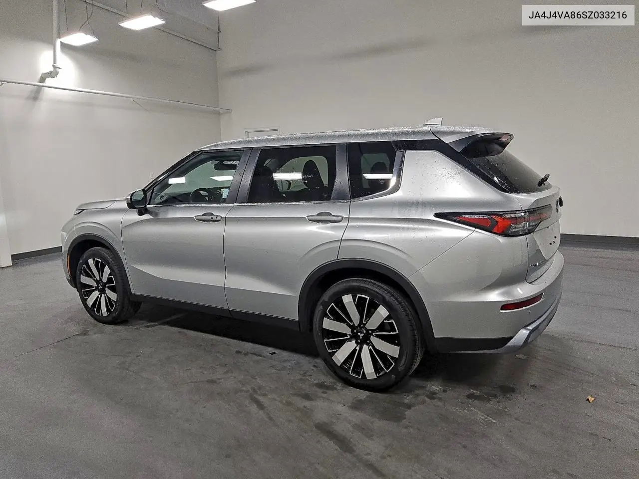 JA4J4VA86SZ033216 2025 Mitsubishi Outlander Se