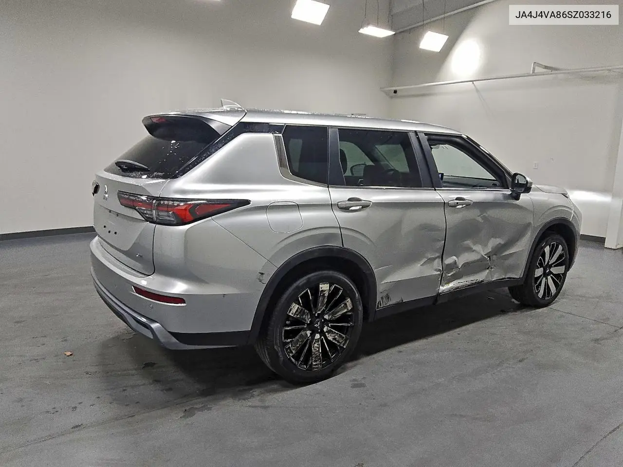 JA4J4VA86SZ033216 2025 Mitsubishi Outlander Se