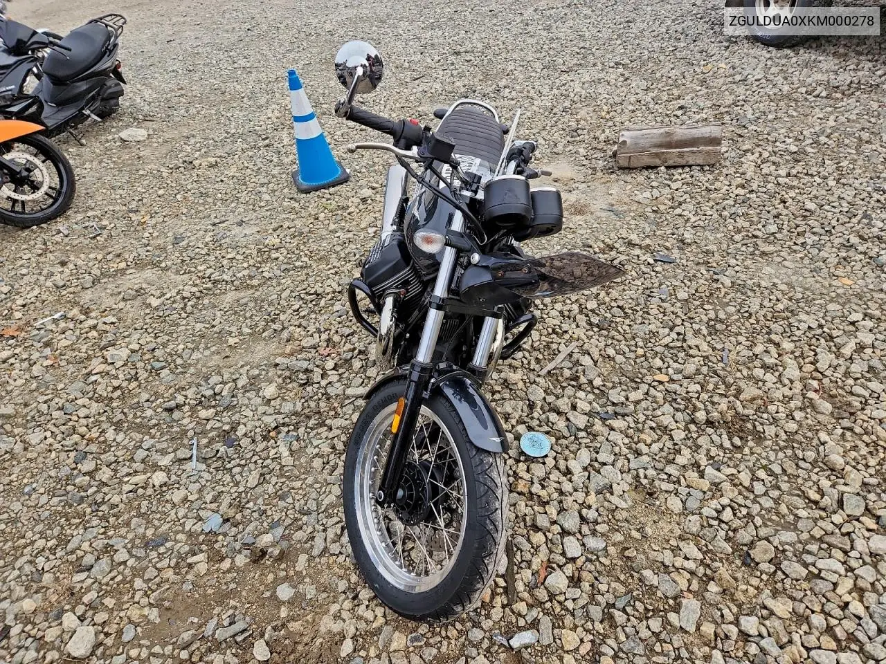ZGULDUA0XKM000278 2019 Moto Guzzi V7 Ii Spec