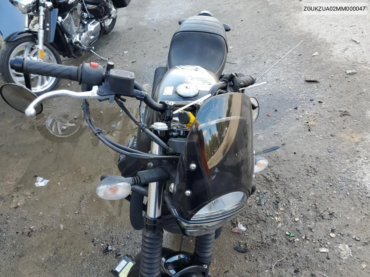 ZGUKZUA02MM000047 2021 Moto Guzzi V7 Stone