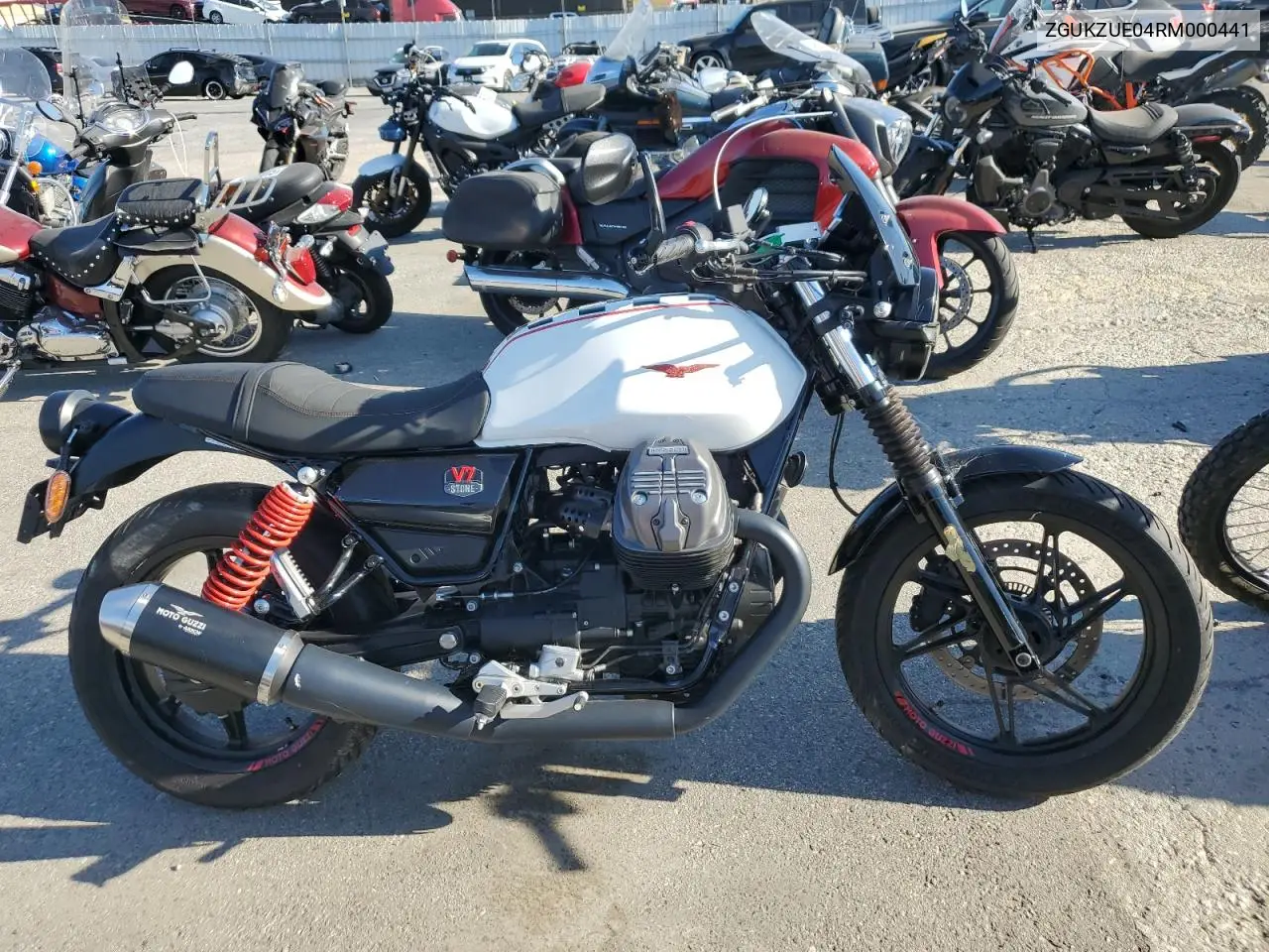 ZGUKZUE04RM000441 2024 Moto Guzzi V7 Special Edition
