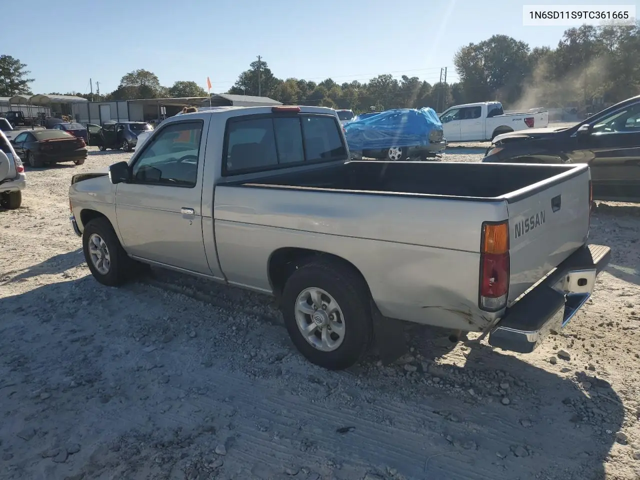 1N6SD11S9TC361665 1996 Nissan Truck Base