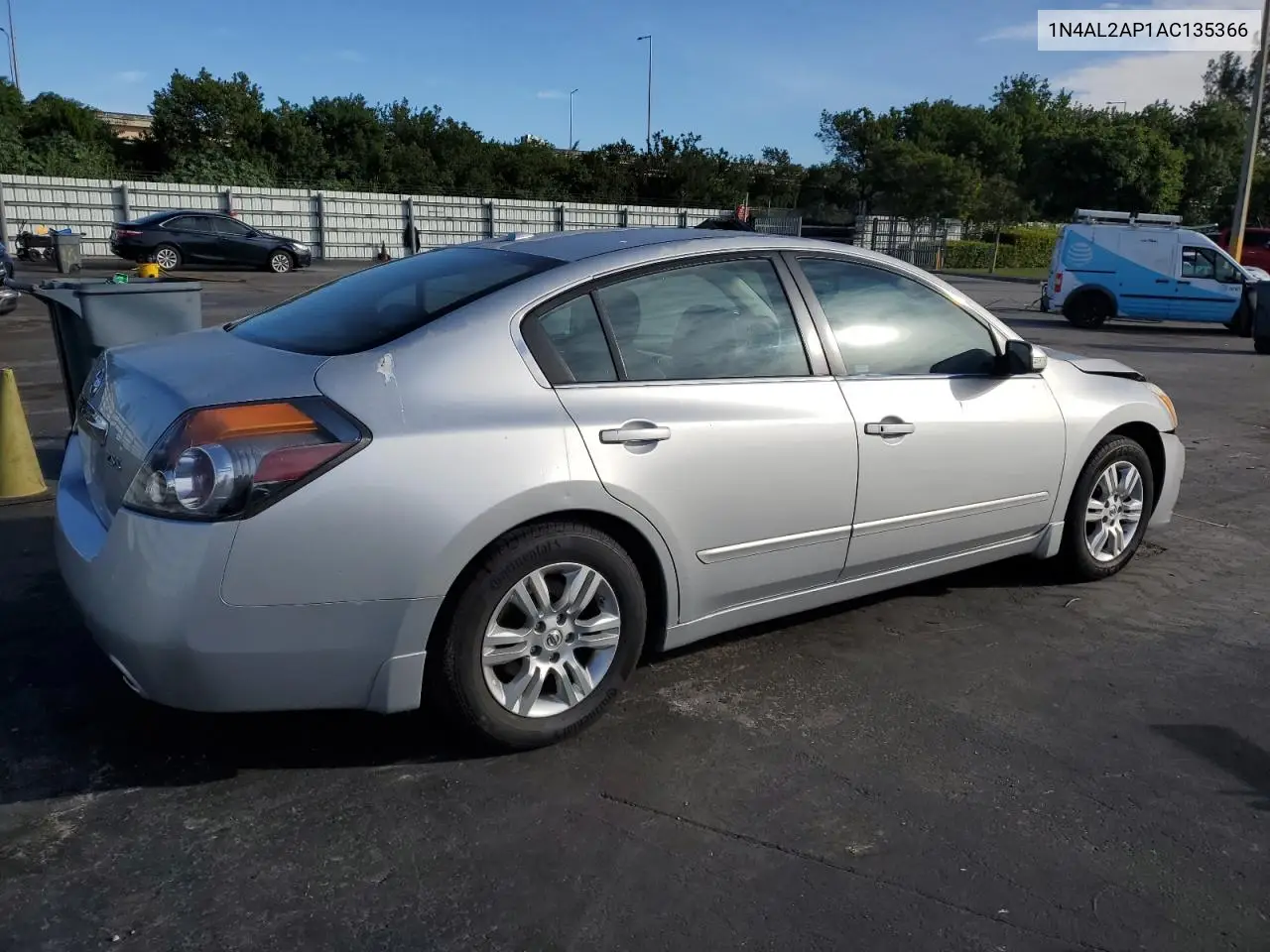 1N4AL2AP1AC135366 2010 Nissan Altima Base