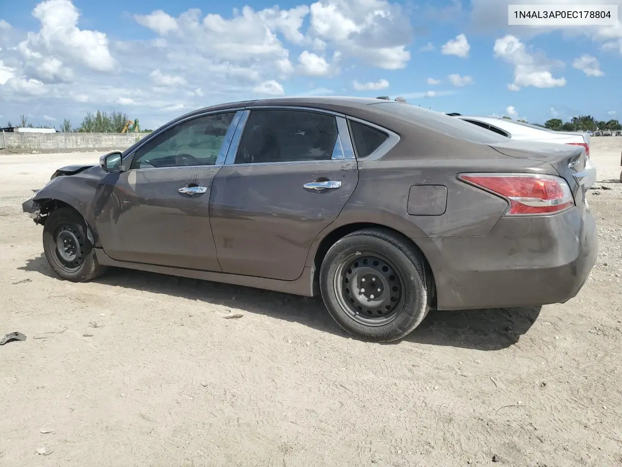 1N4AL3AP0EC178804 2014 Nissan Altima 2.5