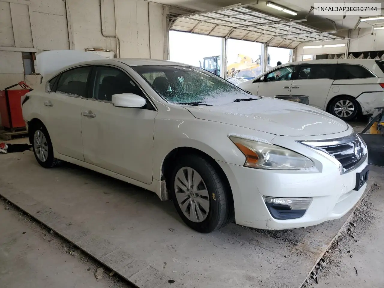 1N4AL3AP3EC107144 2014 Nissan Altima 2.5