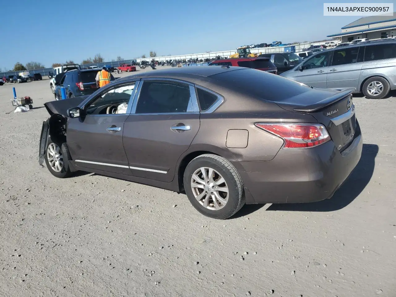 1N4AL3APXEC900957 2014 Nissan Altima 2.5