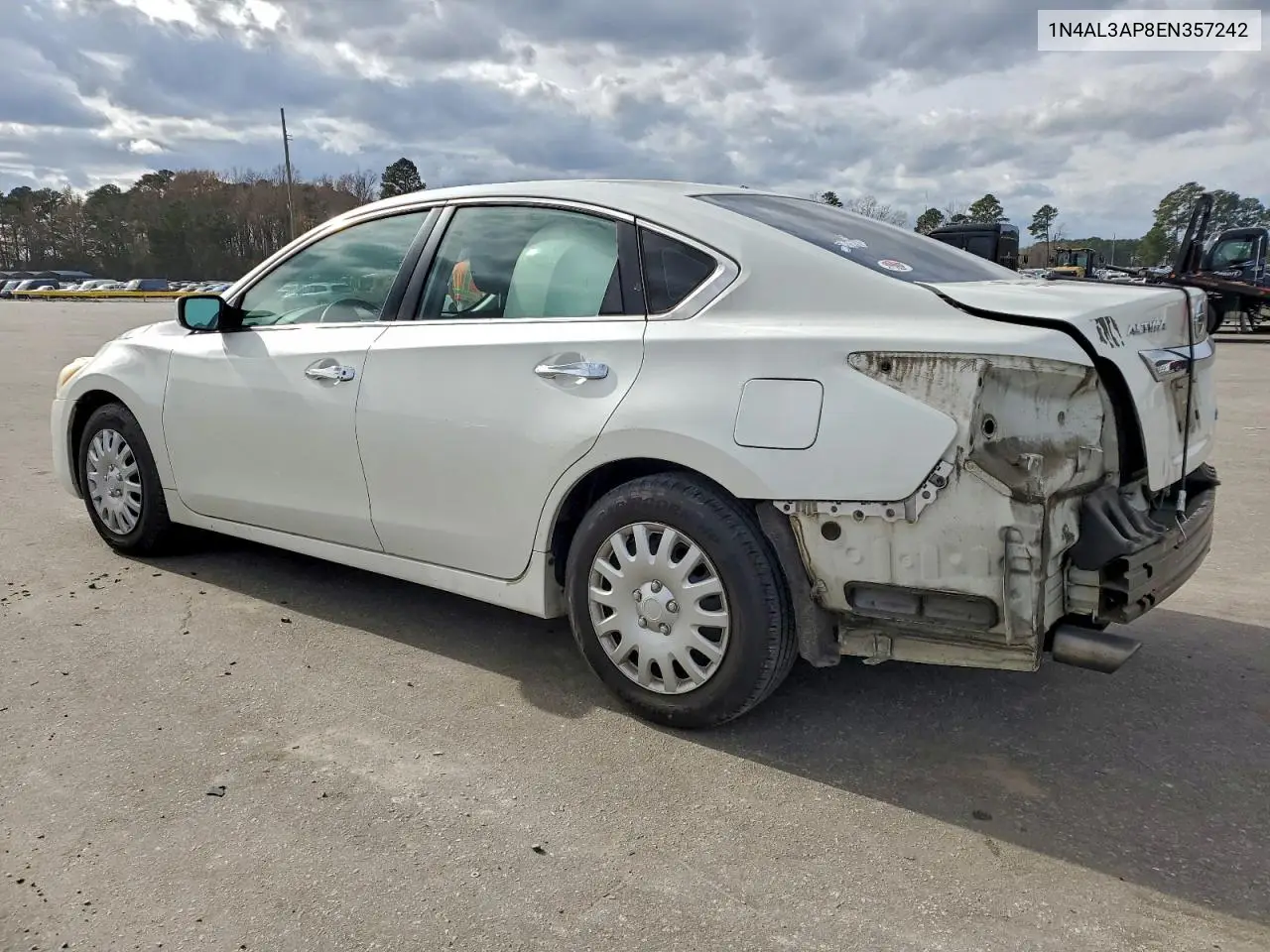 1N4AL3AP8EN357242 2014 Nissan Altima 2.5