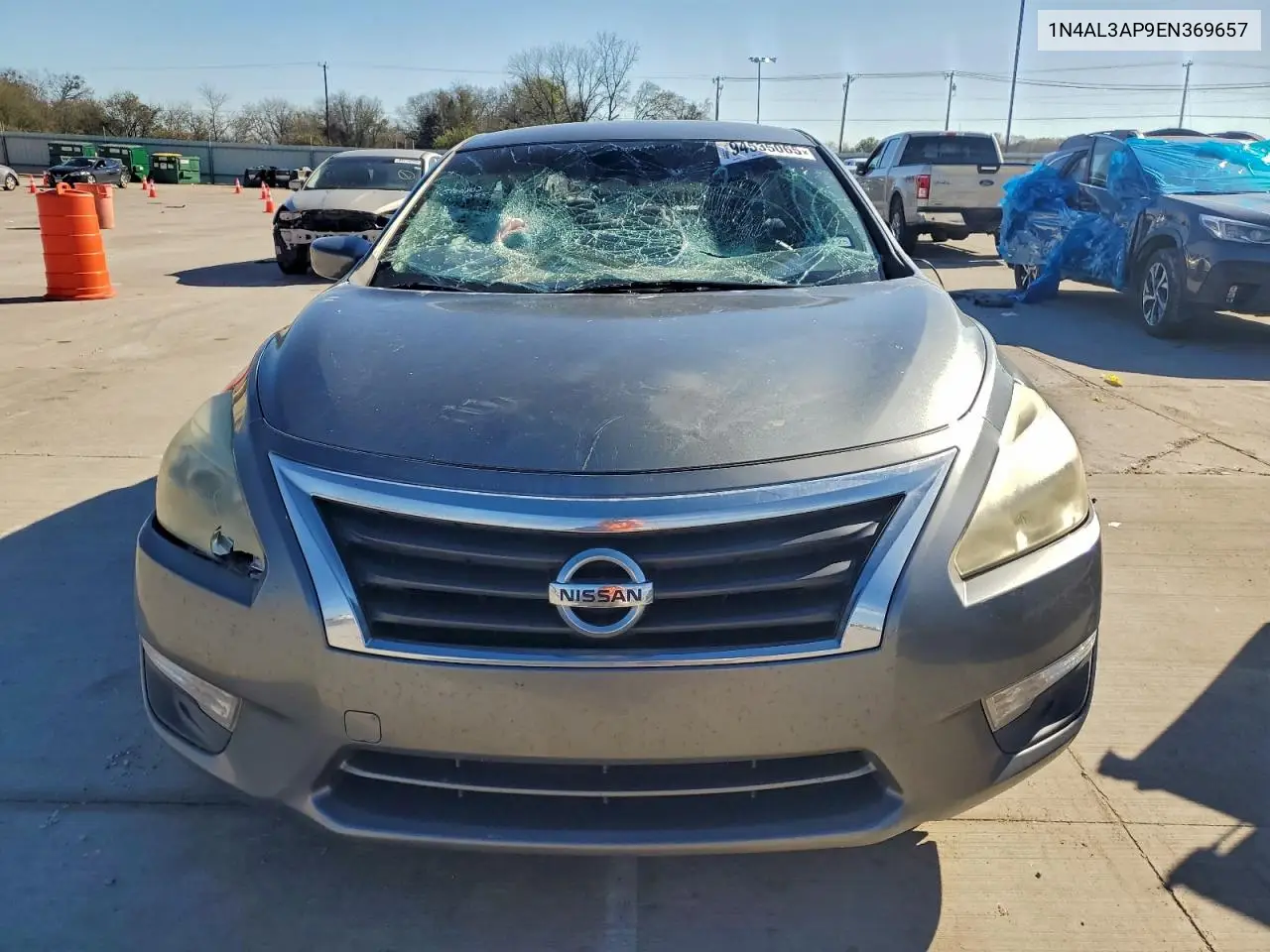 1N4AL3AP9EN369657 2014 Nissan Altima 2.5
