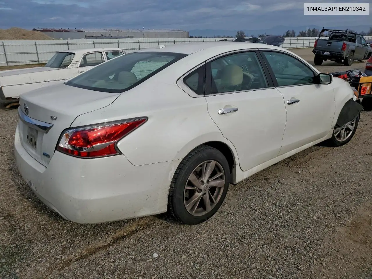 1N4AL3AP1EN210342 2014 Nissan Altima 2.5