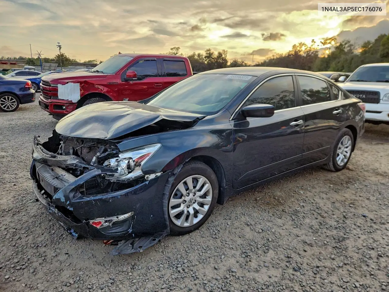 1N4AL3AP5EC176076 2014 Nissan Altima 2.5