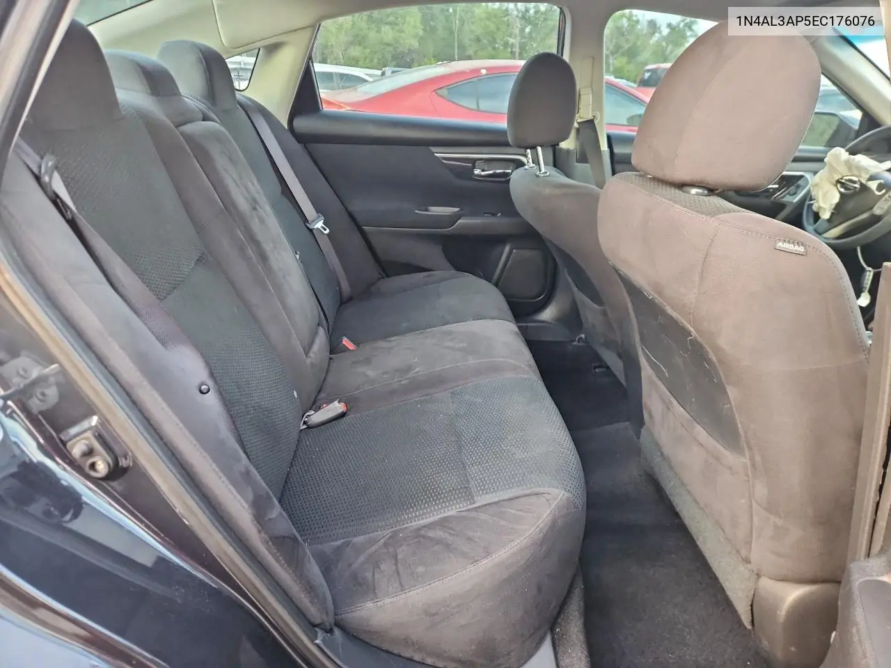 1N4AL3AP5EC176076 2014 Nissan Altima 2.5
