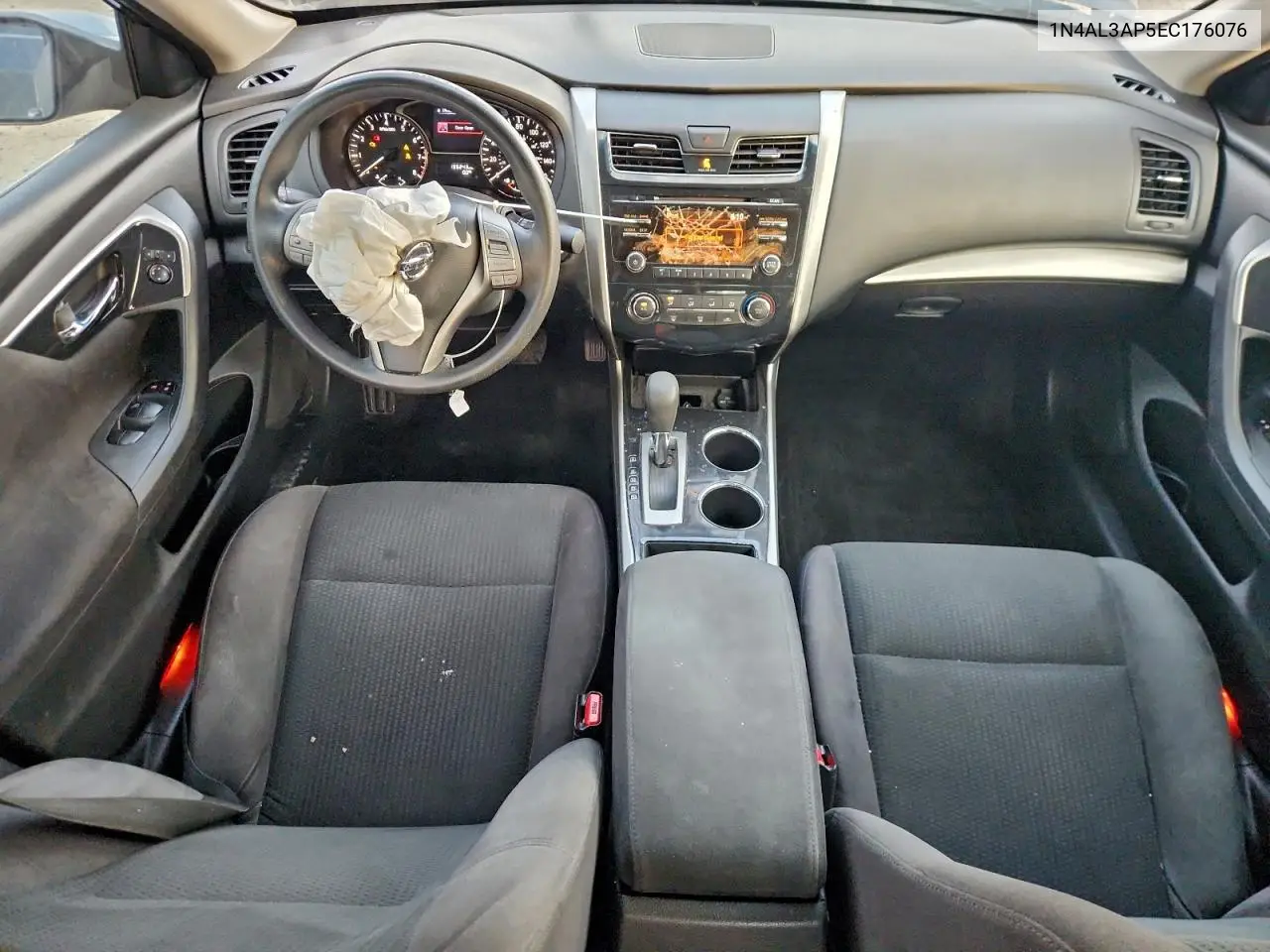 1N4AL3AP5EC176076 2014 Nissan Altima 2.5