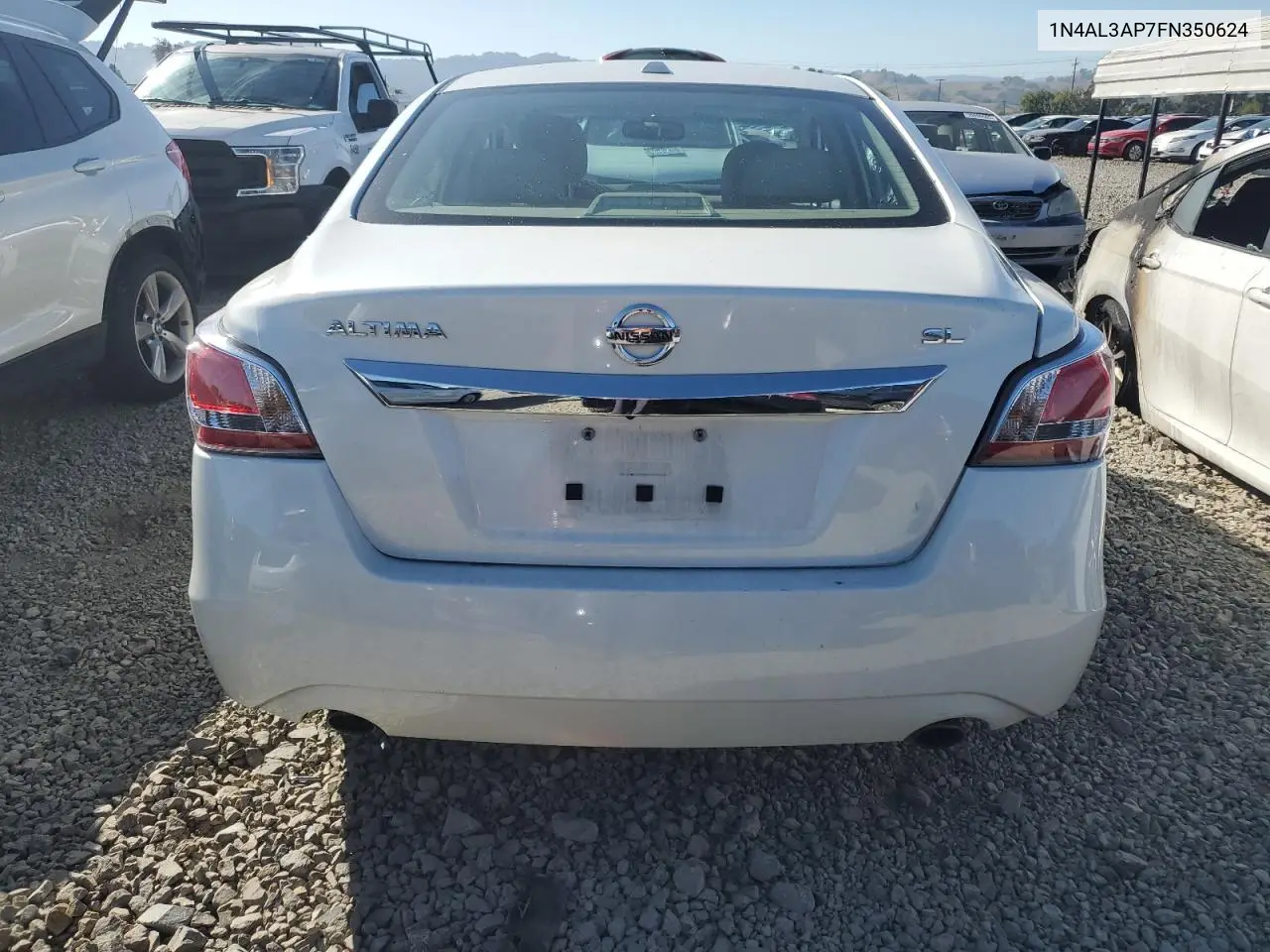 1N4AL3AP7FN350624 2015 Nissan Altima 2.5