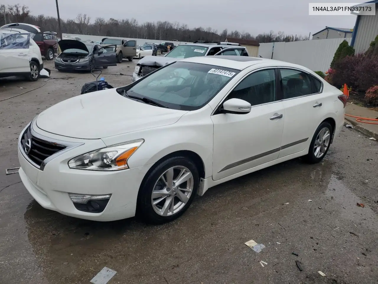 1N4AL3AP1FN337173 2015 Nissan Altima 2.5