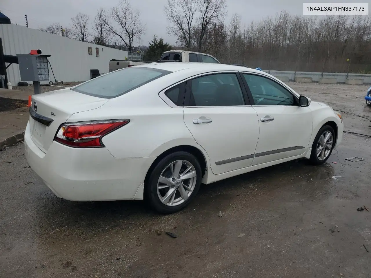 1N4AL3AP1FN337173 2015 Nissan Altima 2.5