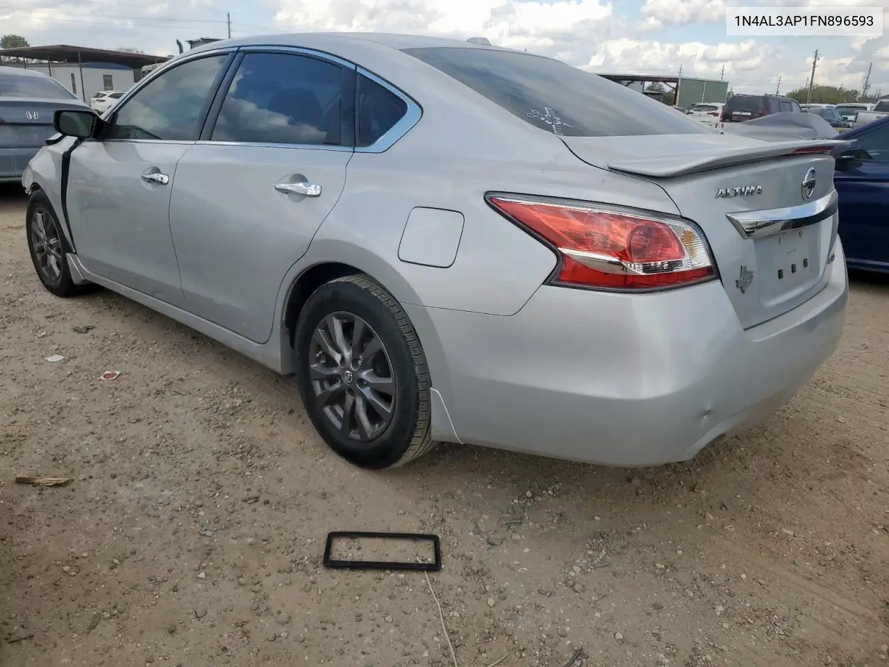 1N4AL3AP1FN896593 2015 Nissan Altima 2.5