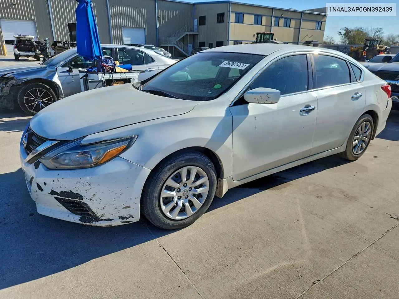 1N4AL3AP0GN392439 2016 Nissan Altima 2.5