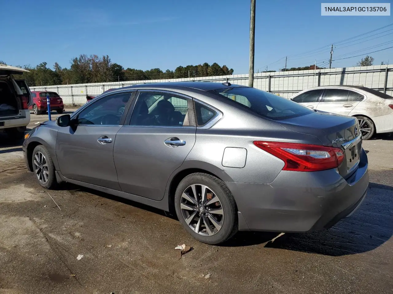 1N4AL3AP1GC135706 2016 Nissan Altima 2.5