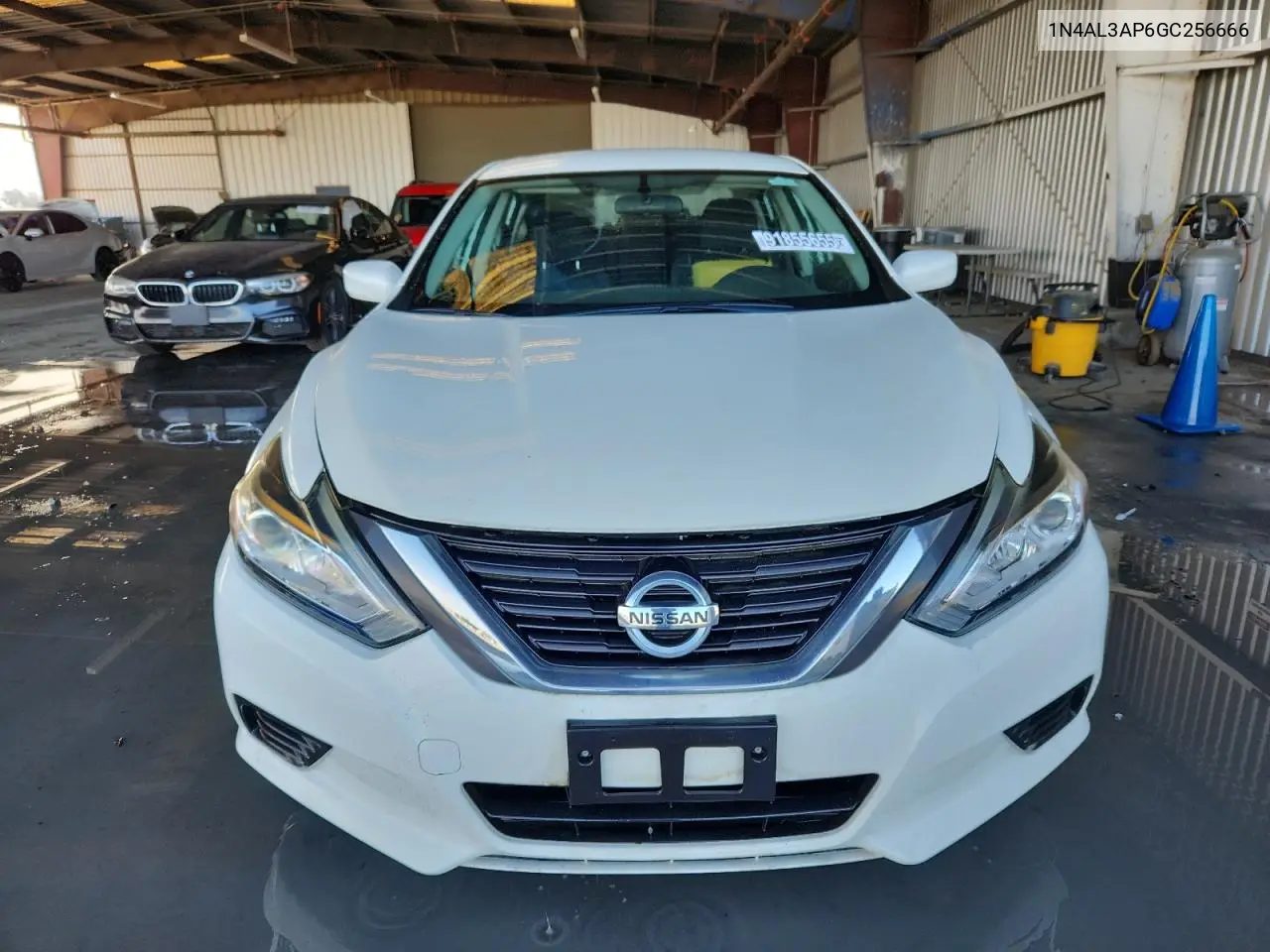1N4AL3AP6GC256666 2016 Nissan Altima 2.5