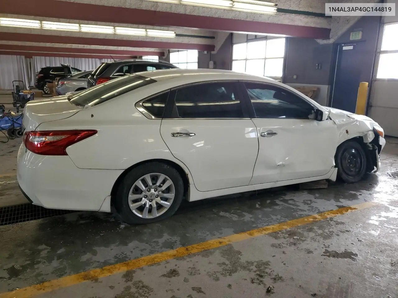 1N4AL3AP4GC144819 2016 Nissan Altima 2.5