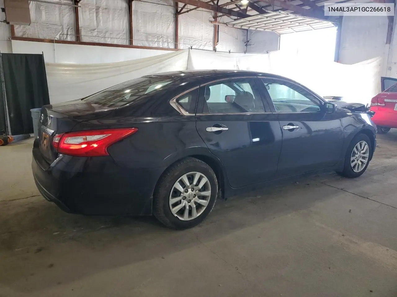 1N4AL3AP1GC266618 2016 Nissan Altima 2.5
