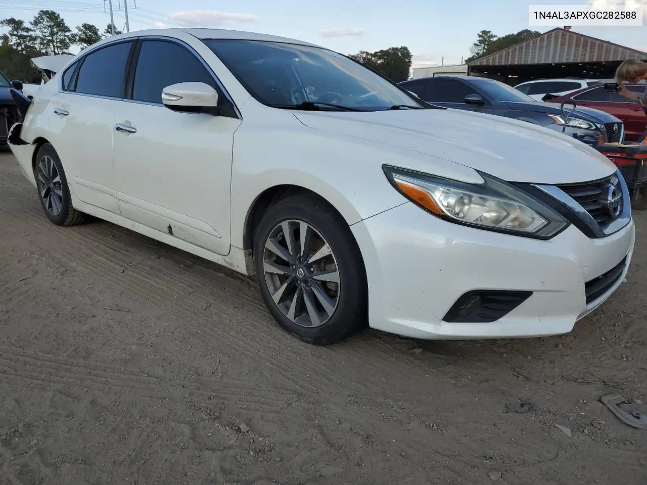 1N4AL3APXGC282588 2016 Nissan Altima 2.5