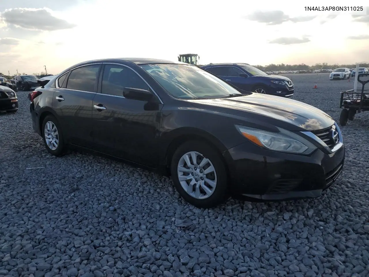 1N4AL3AP8GN311025 2016 Nissan Altima 2.5