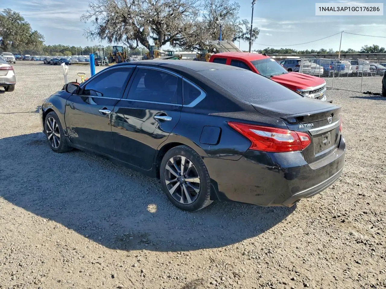 1N4AL3AP1GC176286 2016 Nissan Altima 2.5