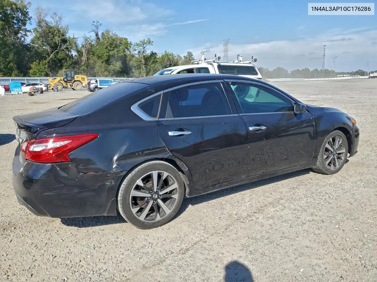 1N4AL3AP1GC176286 2016 Nissan Altima 2.5