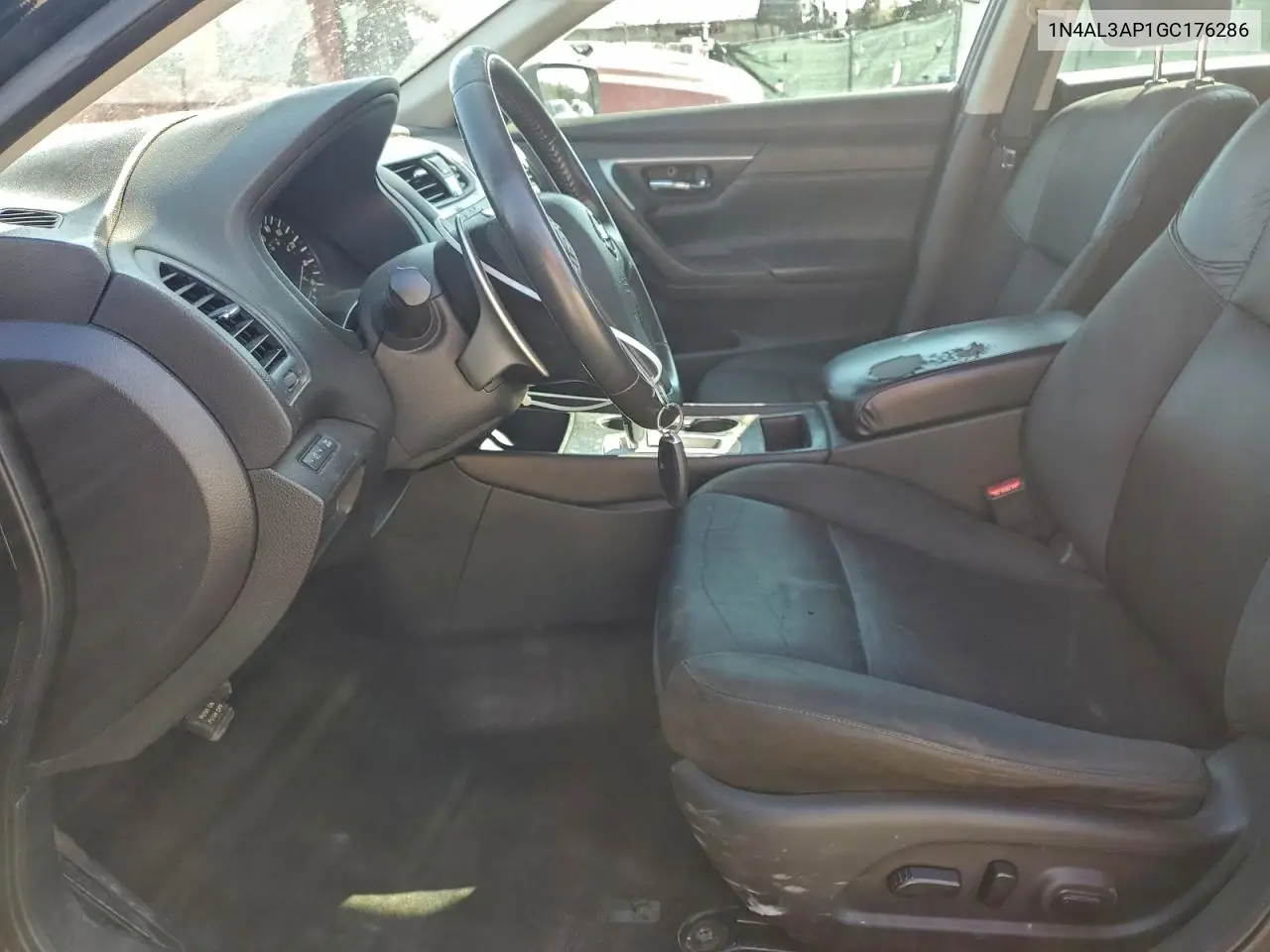 1N4AL3AP1GC176286 2016 Nissan Altima 2.5