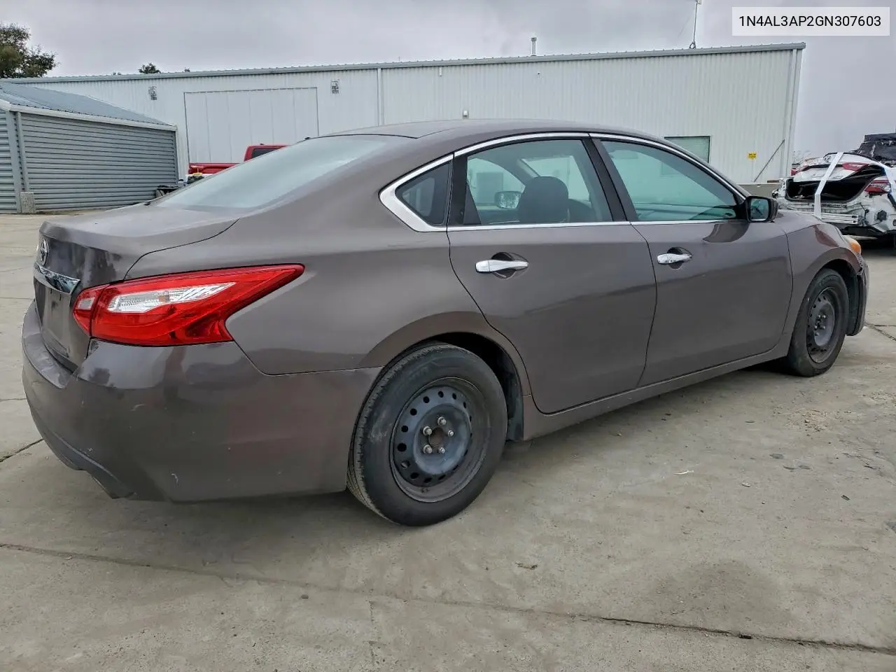 1N4AL3AP2GN307603 2016 Nissan Altima 2.5