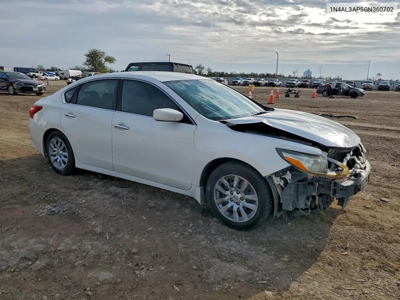 1N4AL3AP5GN360702 2016 Nissan Altima 2.5