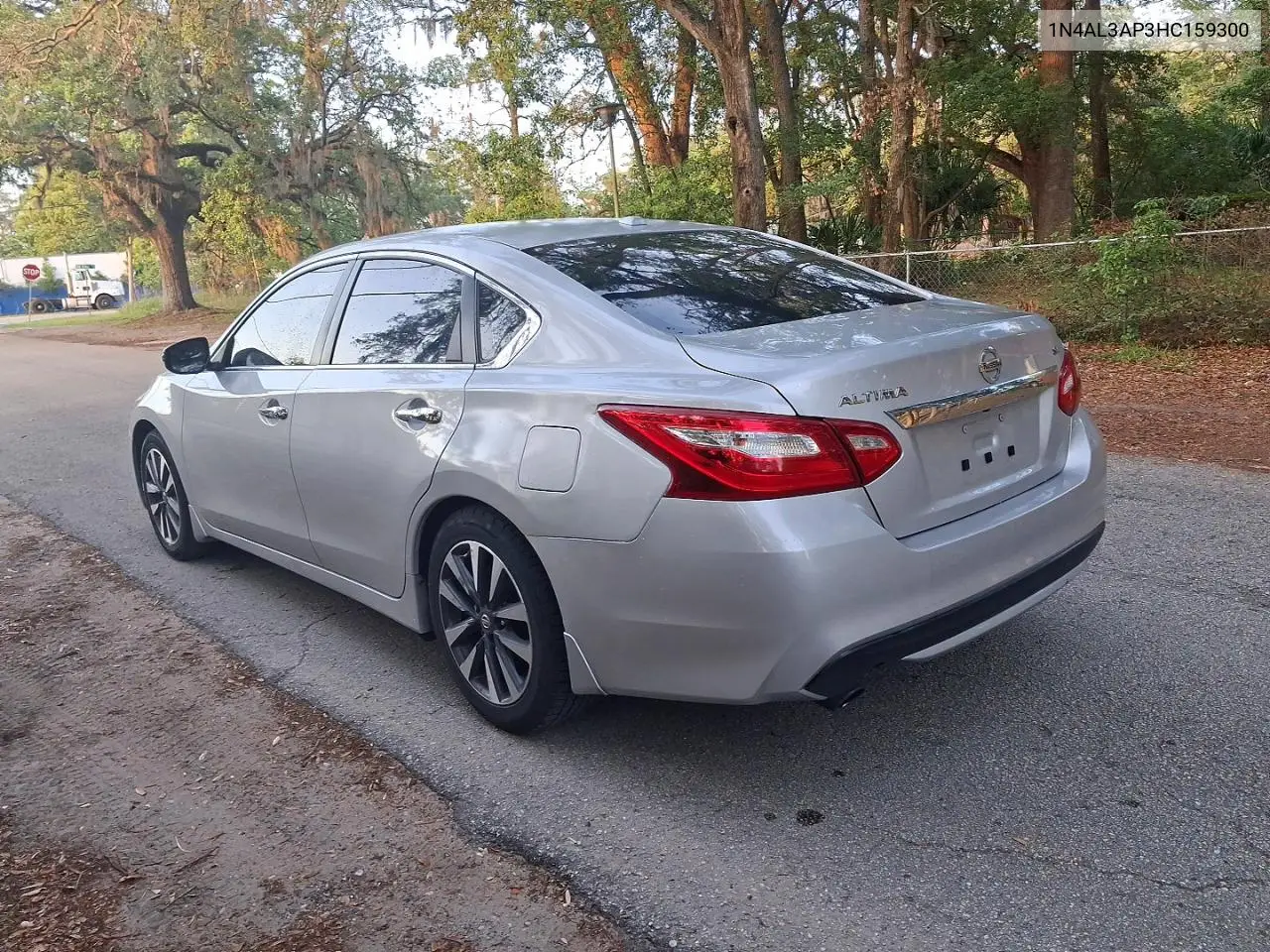 1N4AL3AP3HC159300 2017 Nissan Altima 2.5 Sl