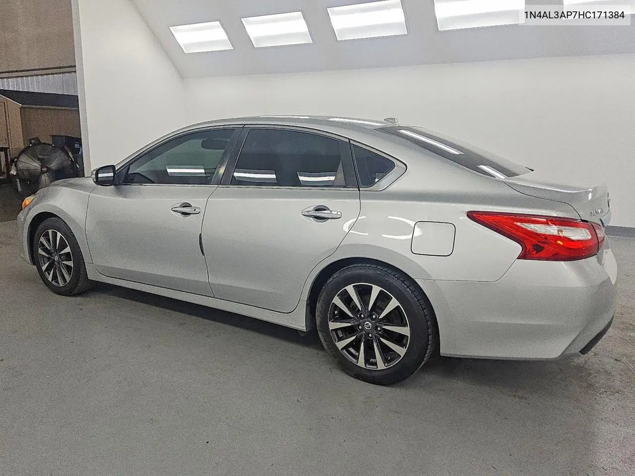 1N4AL3AP7HC171384 2017 Nissan Altima 2.5 Sl