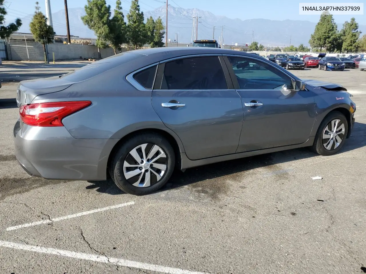 1N4AL3AP7HN337939 2017 Nissan Altima 2.5