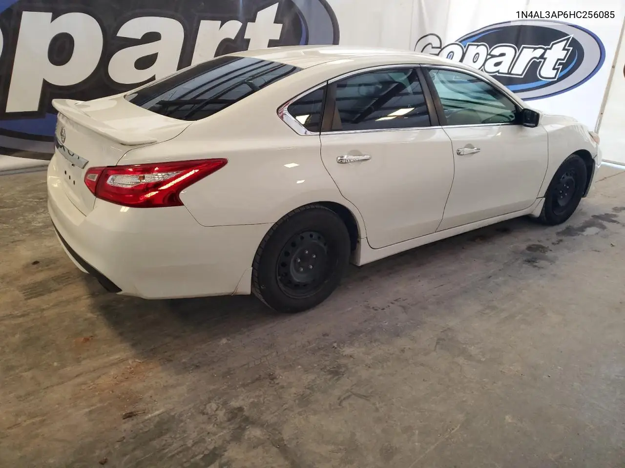 1N4AL3AP6HC256085 2017 Nissan Altima 2.5