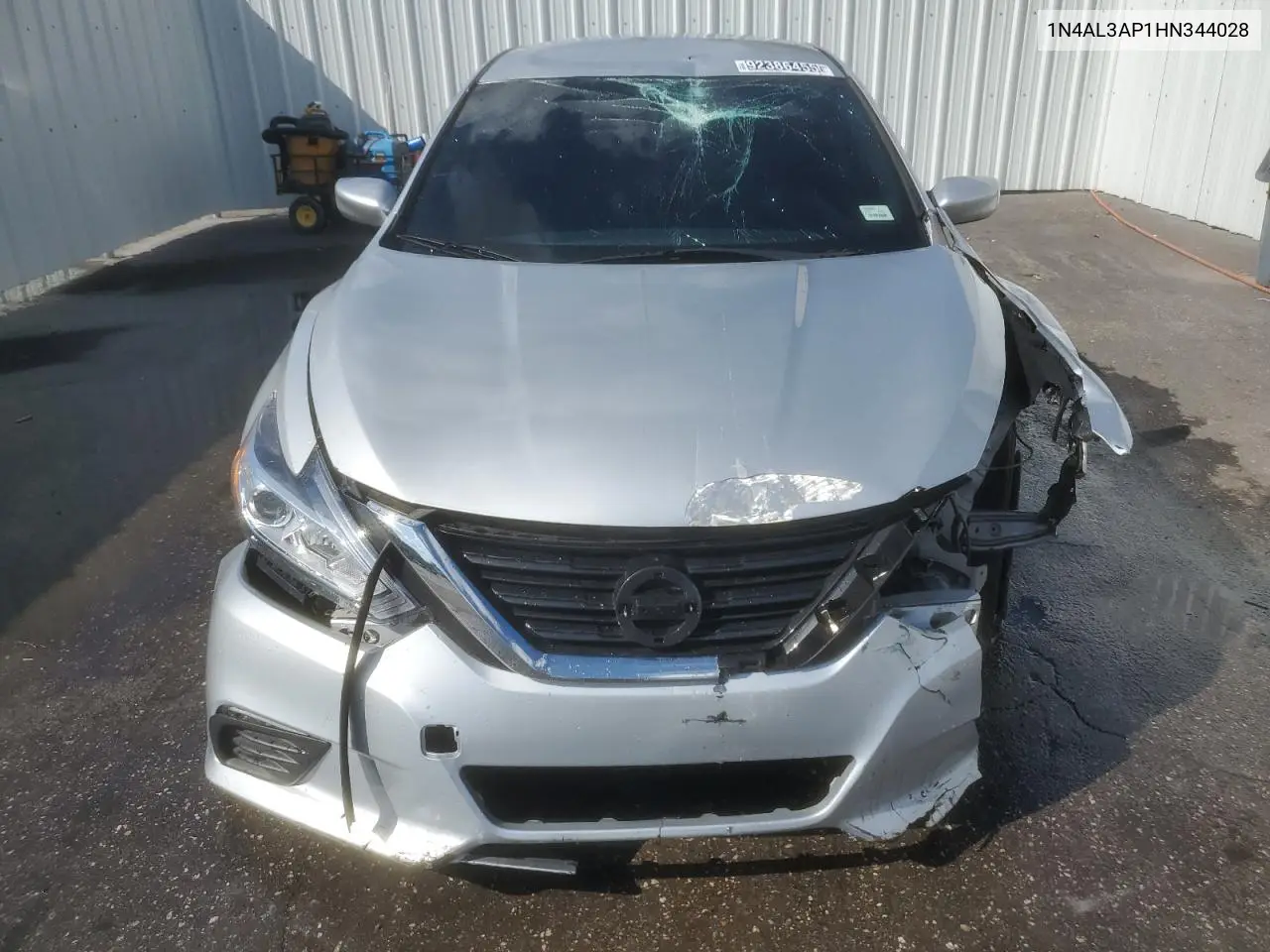 1N4AL3AP1HN344028 2017 Nissan Altima 2.5