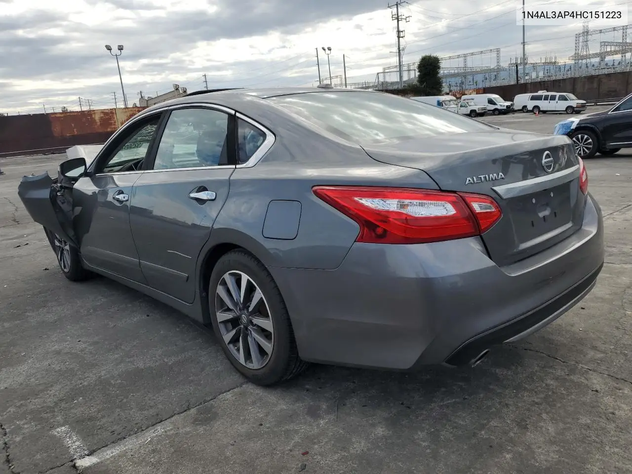 1N4AL3AP4HC151223 2017 Nissan Altima 2.5