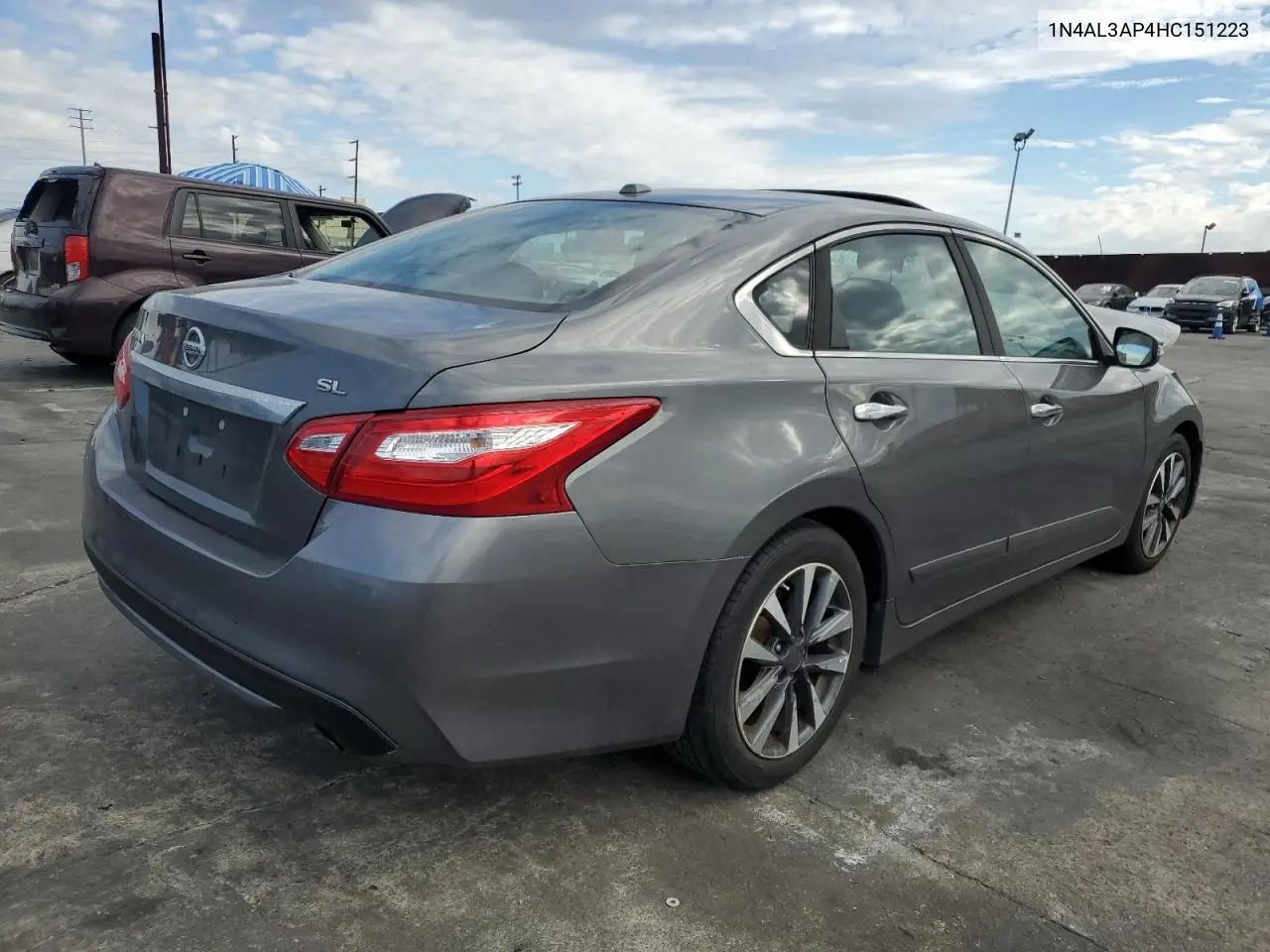 1N4AL3AP4HC151223 2017 Nissan Altima 2.5